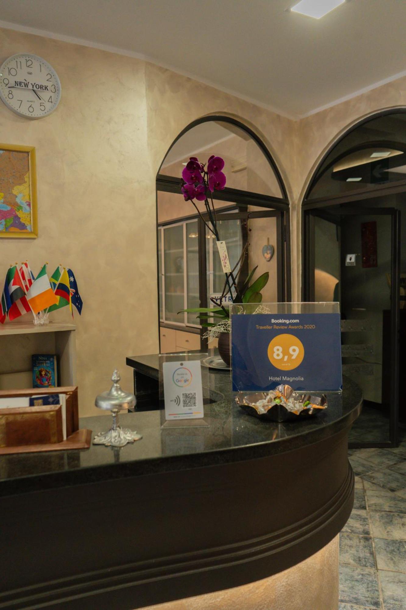 Hotel Magnolia Albenga Extérieur photo